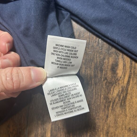 The Favorite Daughter Long Sleeve Graphic Tshirt Womens Medium Blue Heart NWT - Picture 10 of 11